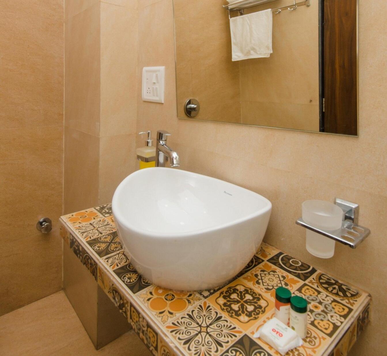 Super Hotel O Divine Residency Near Phoenix Marketcity Mumbai Exterior photo